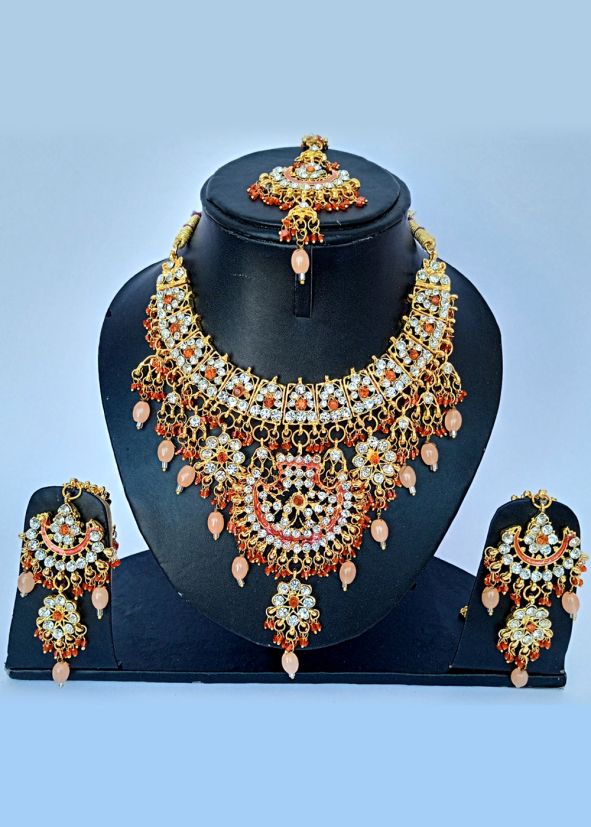 Peach Stone Studded Necklace Set