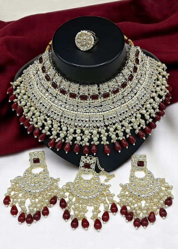 Maroon Kundan Studded Necklace Set
