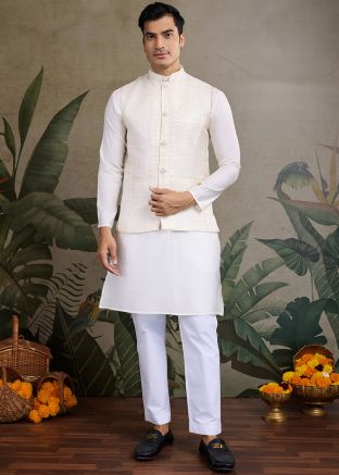Off White Embroidered Men Kurta With Nehru Jacket