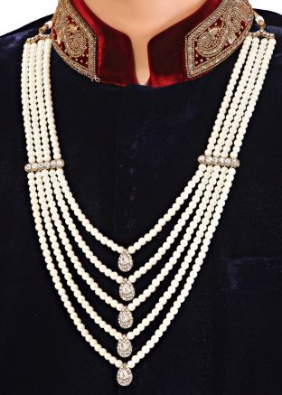 Pearl Beaded and Layered White Kantha Mala