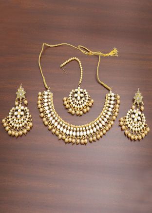 Stone Studded and Pearl Beaded Golden Necklace Set