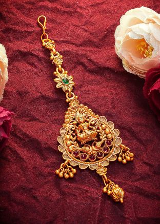 Embossed Golden and Magenta Traditional Maang Tikka