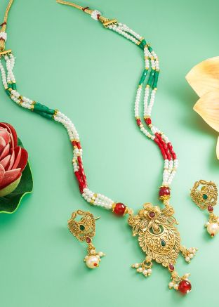 Multicolor Embossed Necklac Set