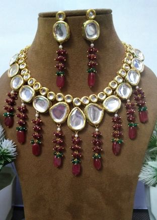 Maroon Kundan Studded Necklace Set