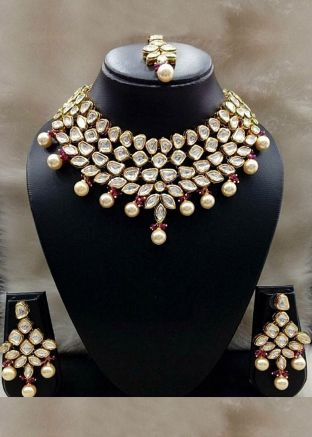 White Kundan Necklace Set