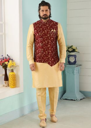 Readymade Gold Kurta Pajama With Nehru Jacket In Silk