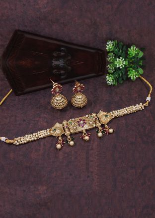 Golden Studded Stone Choker Necklace Set