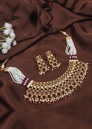 Studded Stone Golden Necklace Set
