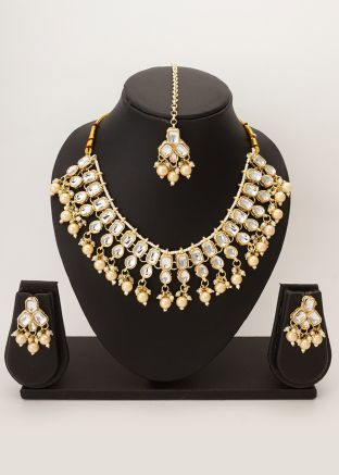 White Kundan Embellished Necklace Set