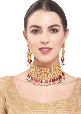 White Kundan Studded Choker Necklace Set