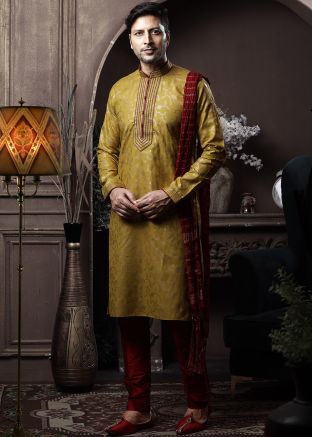 Mens Green Printed Cotton Kurta Pajama
