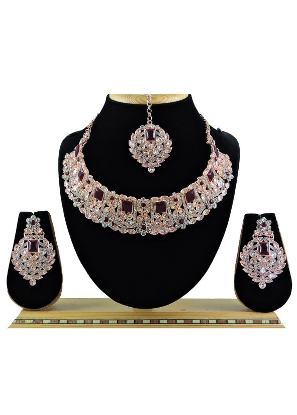 Maroon Kundan Studded Necklace Set