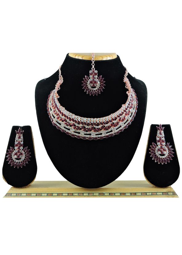 Stone Studded Necklace Set In Maroon