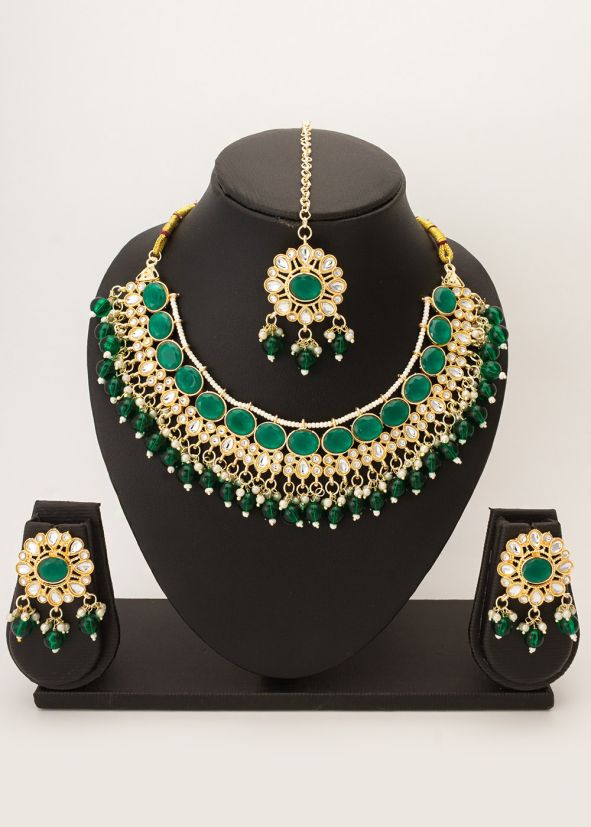 Green Kundan Work Necklace Set