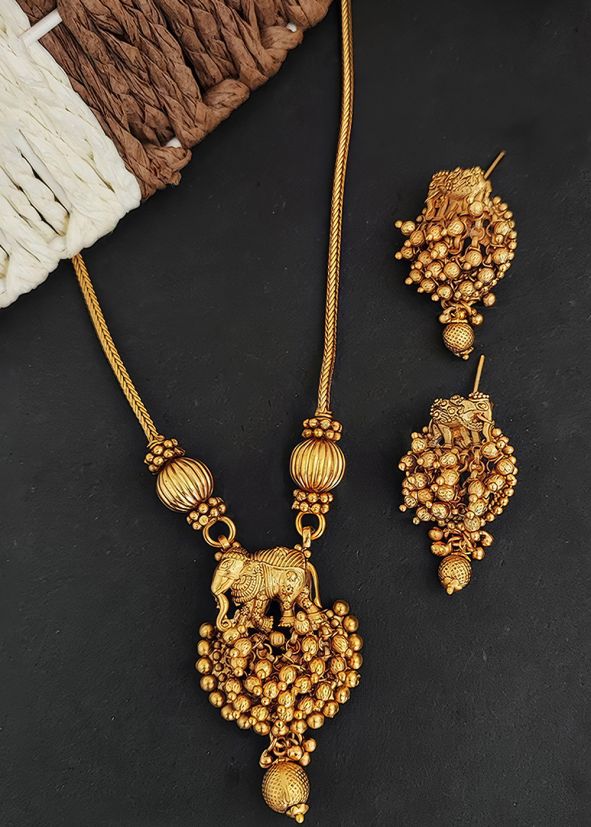 Golden Embossed Work Necklace Set