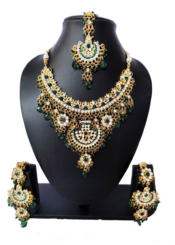 Green Stone Alloy Based Necklace Set