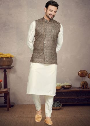 Cream Kurta Pajama & Nehru Jacket in Digital Print