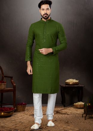 Green Rayon Kurta In Embroidery