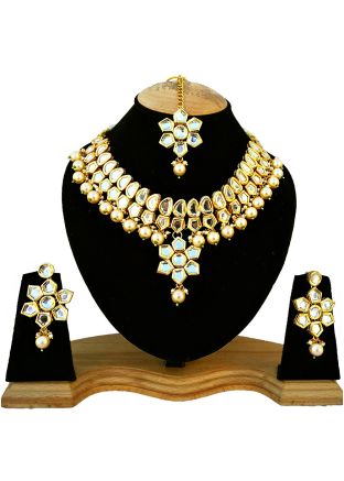 Stone Studded Golden Pearl And Kundan Necklace Set