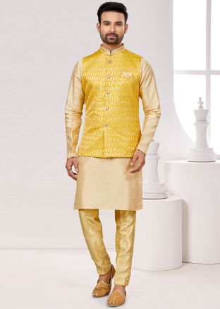 Cream Readymade Mens Nehru Jacket & Kurta Pajama In Dupion Silk