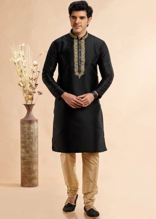 Embroidered Men Kurta With Pajama In Black