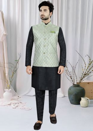Men Black Kurta Pajama With Printed Nehru Jacket