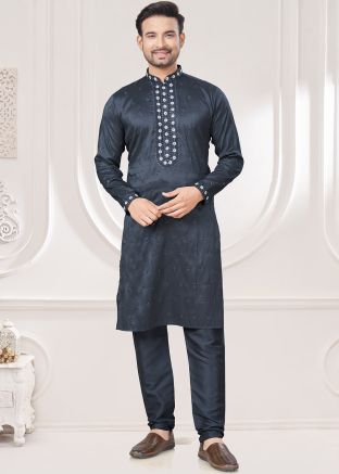 Grey Men Kurta Pajama In Thread Embroidery