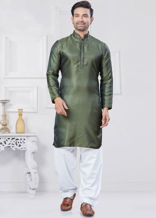 Green Kurta Pajama In Woven Work