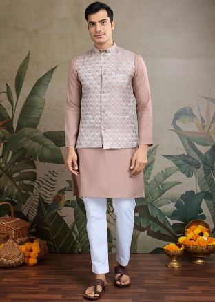Mauve Pink Men Kurta With Embroidered Nehru Jacket
