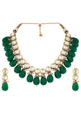 Green Kundan Studded Necklace Set