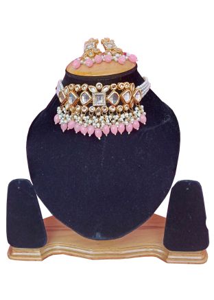 Pink Choker Necklace In Kundan Work