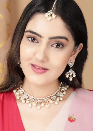 White Kundan Studded Necklace Set