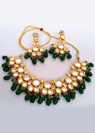 Green kundan Studded Necklace Set 