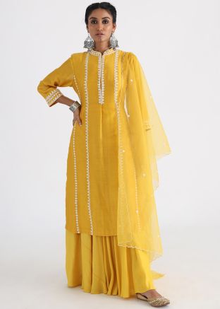 Yellow Embroidered Kurta And Dupatta In Chanderi