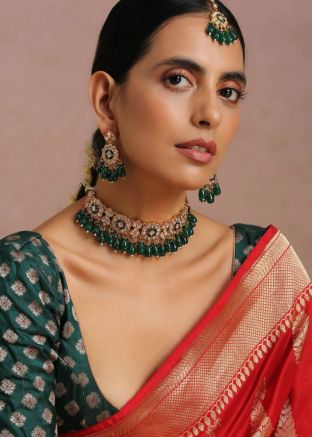 Kundan Studded Necklace Set In Green