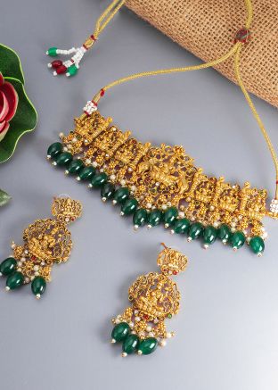 Green Embossed Temple Style Choker Set