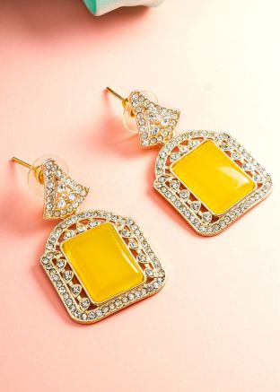 Yellow Alloy Based American Diamond Earring