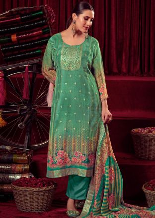 Green Digital Floral Printed Pant Suit In Organza