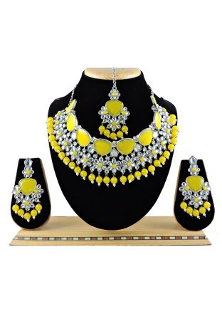 Yellow Studded Stone Necklace Set