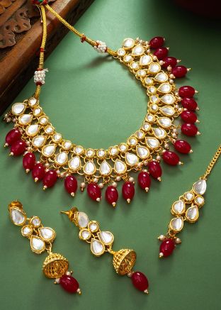 Red Kundan Studded Necklace Set