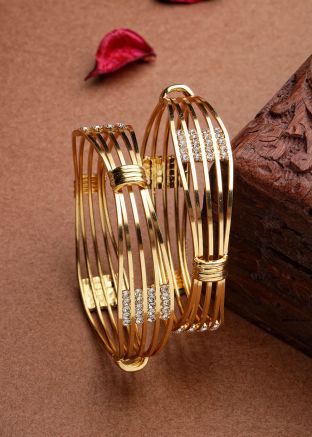 Golden Kundan Studded Bangle Set