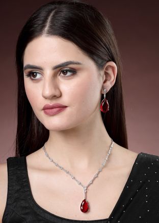 Red Stone Embellished Necklace Set
