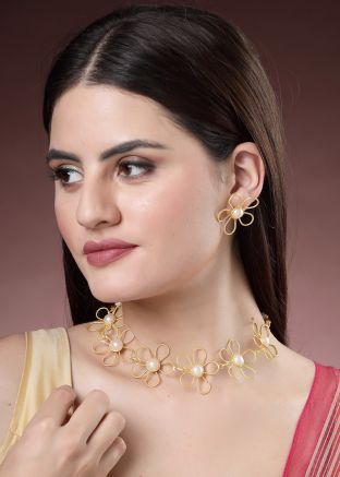 Golden Floral Design Choker Necklace Set