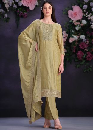 Green Embroidered Suit Set In Organza