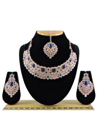 Blue Kundan Studded Necklace Set With Mangtikka