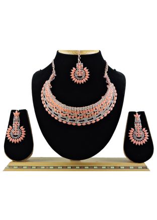 Pastel Peach Stone Studded Necklace Set