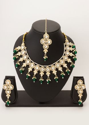 Green Stone Embellished Necklace Set