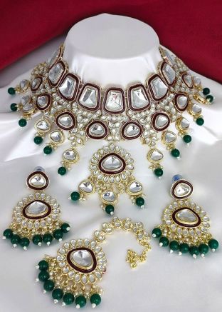 Maroon & Green Kundan Work Necklace Set