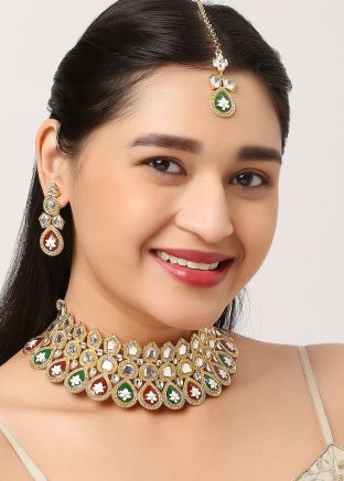 Multicolor Kundan Studded Necklace Set