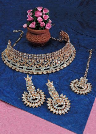 Golden Stone Studded Necklace Set